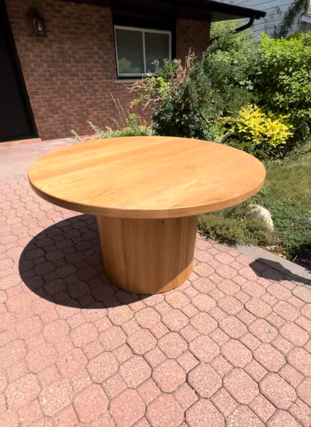 Solid Hardwood Round Table with a Barrel Base