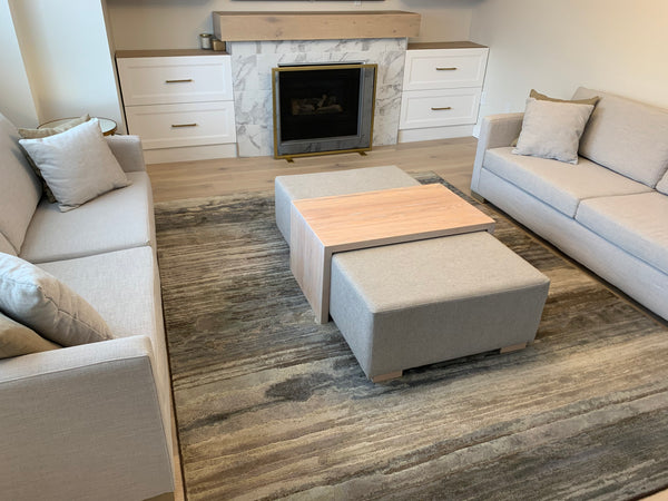 Ottoman with solid Oak coffee table