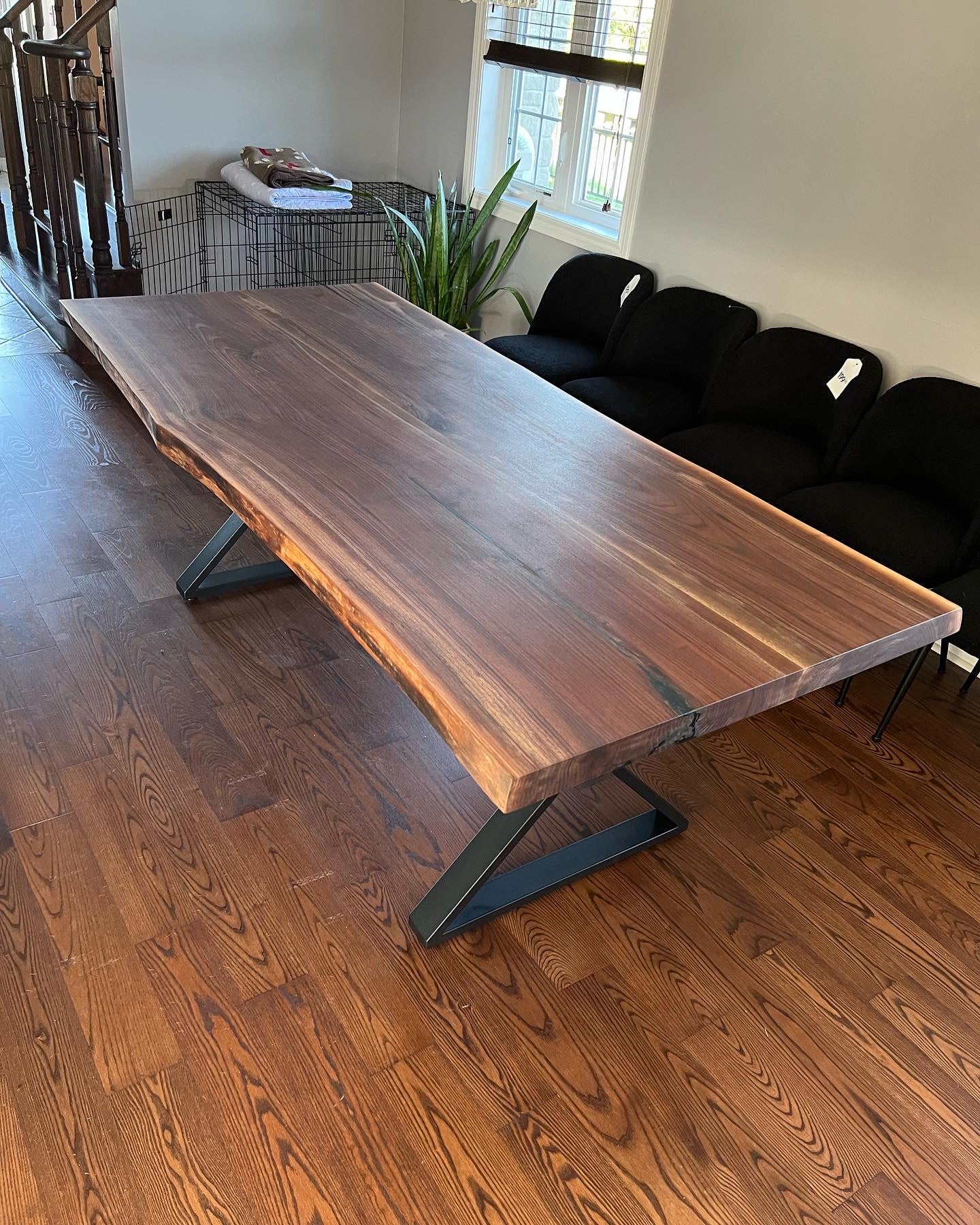 Live Edge Dining Tables