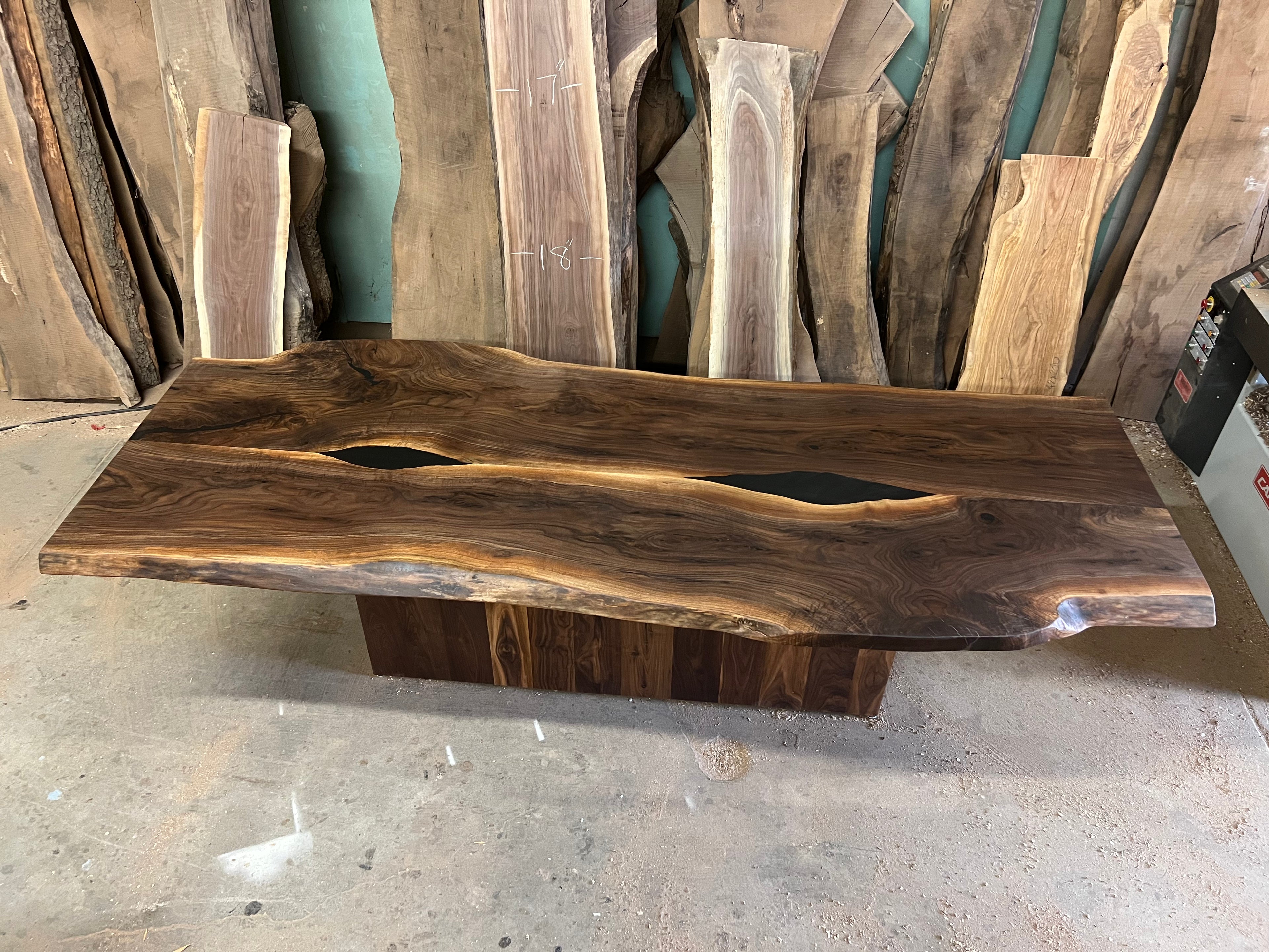 Live Edge Dining Tables